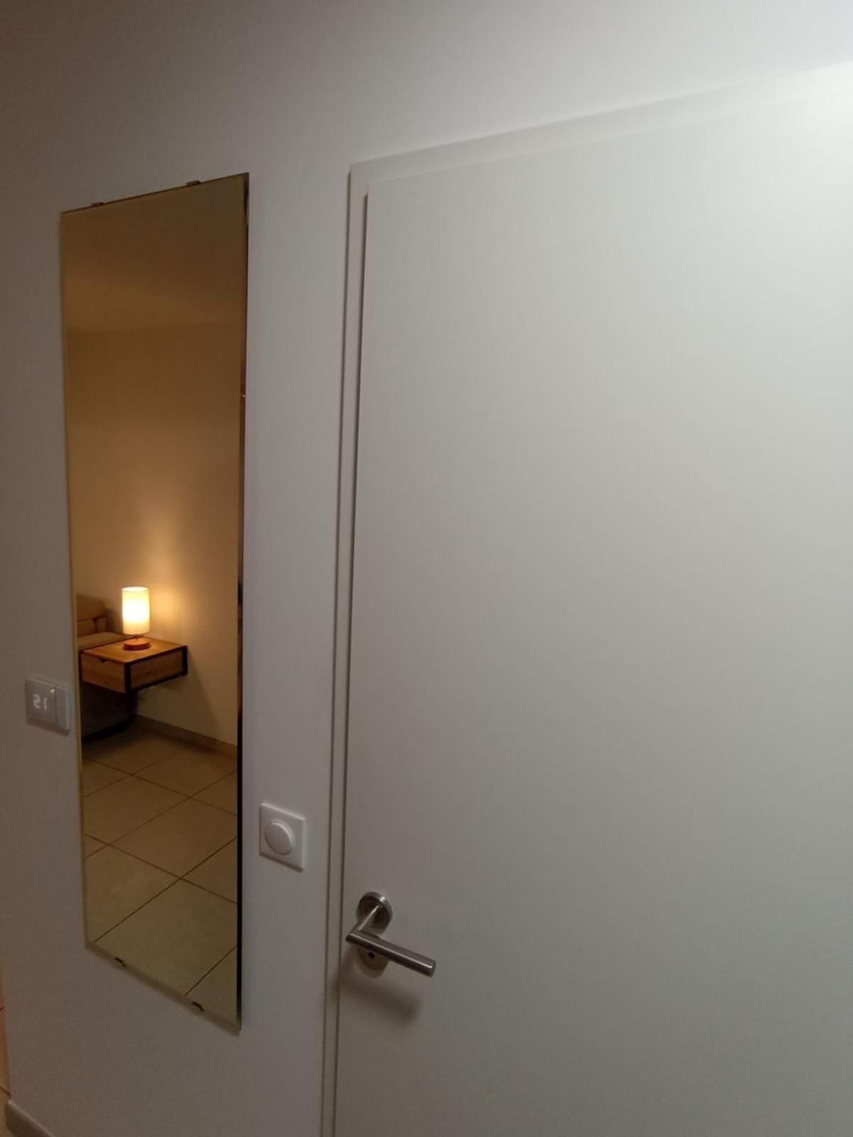 Apartamento Avec Parking Prive, Piscine 300m